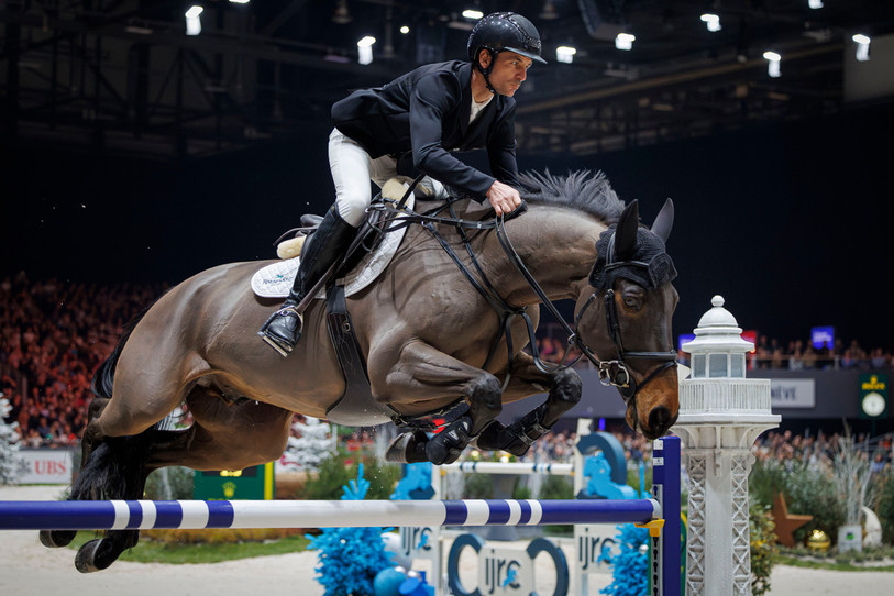 Steve Guerdat est le cavalier jurassien qui s’est le plus illustré. (Photo : KEYSTONE/ VALENTIN FLAURAUD)