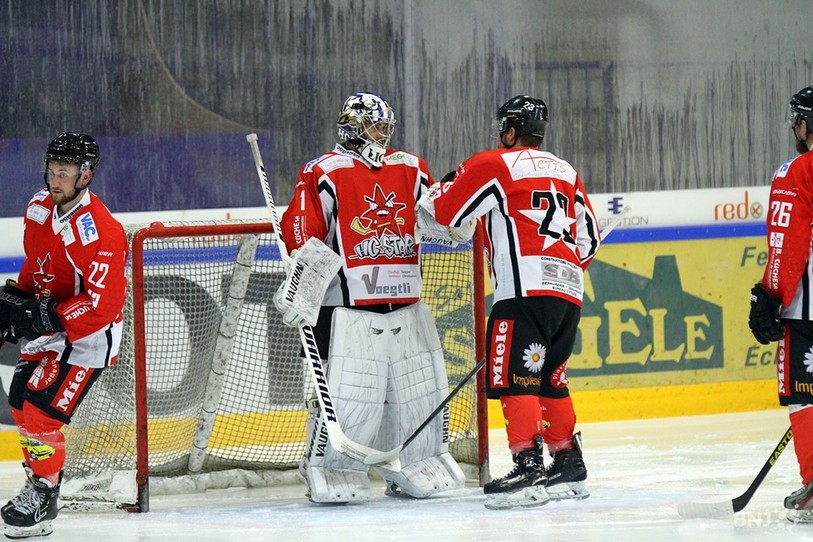 Les joueurs du HC Star Chaux-de-Fonds disputeront les demi-finales. (photo: archives)