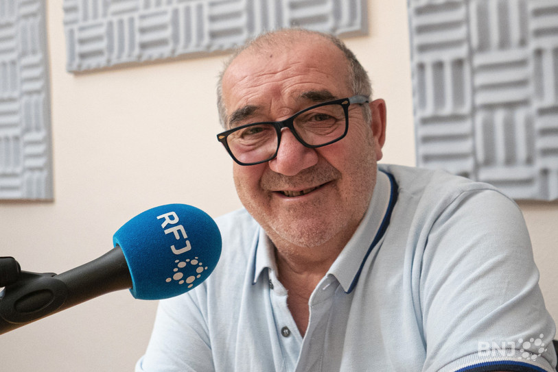 A presque 75 ans, Edi Hirt prend la plume pour écrire sa vie.