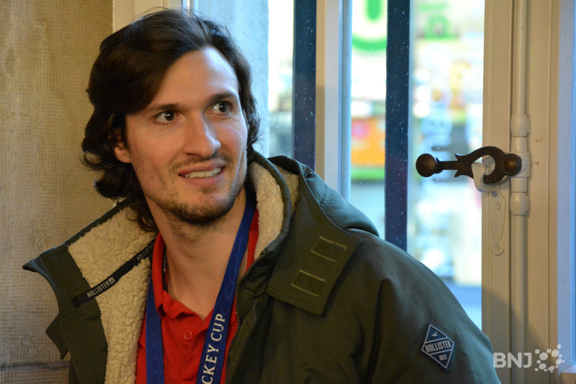 Le sourire de Jonathan Hazen.