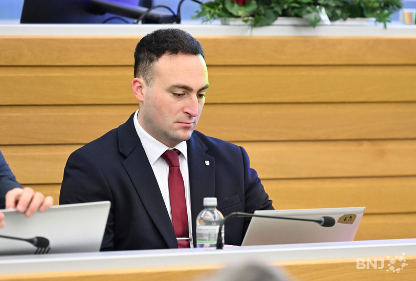 Le ministre Valentin Zuber a répondu à une question orale mercredi matin. (Photo : Georges Henz/archives).