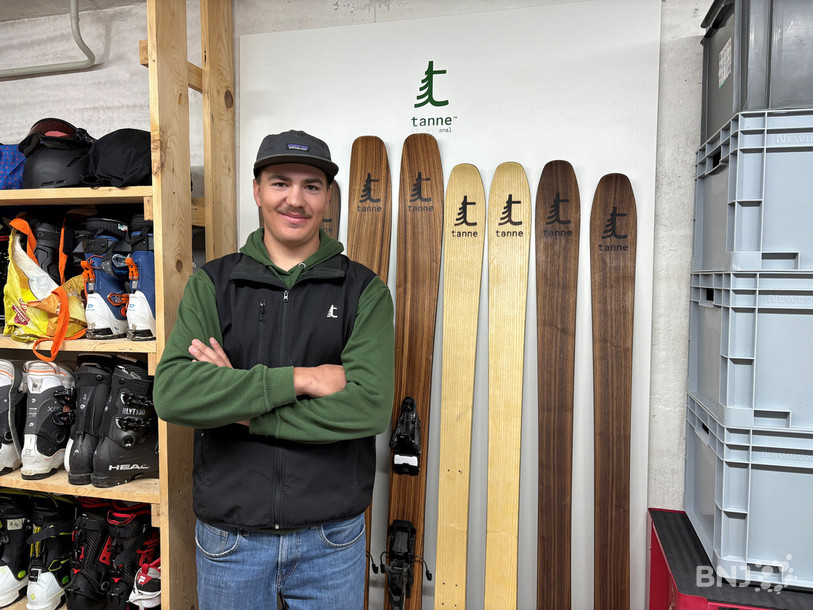 Pour créer ses skis artisanaux, Simon Geiser dédie 10 heures à la fabrication.