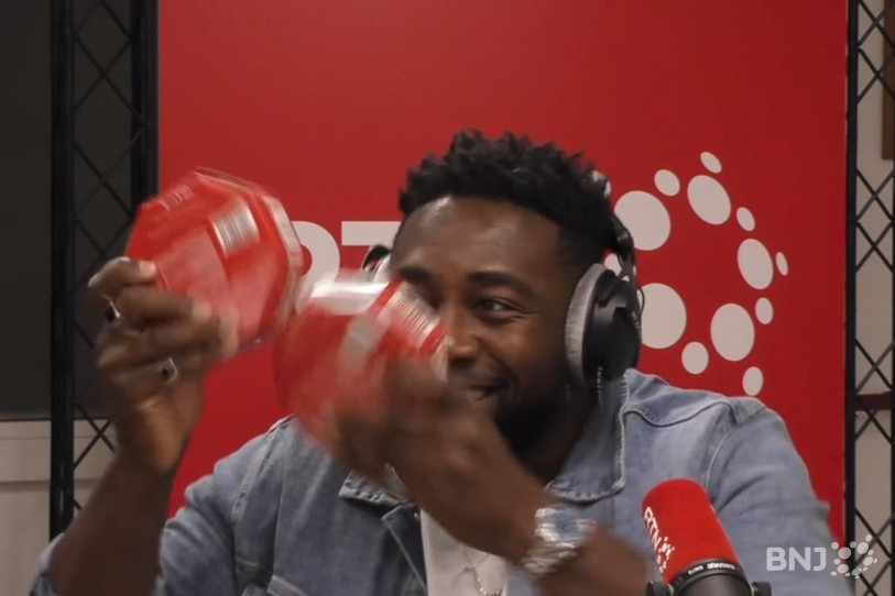 Christian Mukuna n'est pas venu les mains vides à l'occasion de la St-Valentin.