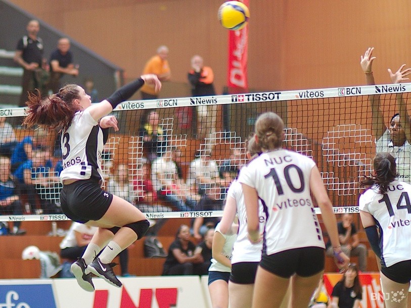 Bien joué de la part des filles du NUC II. (Photo archives)