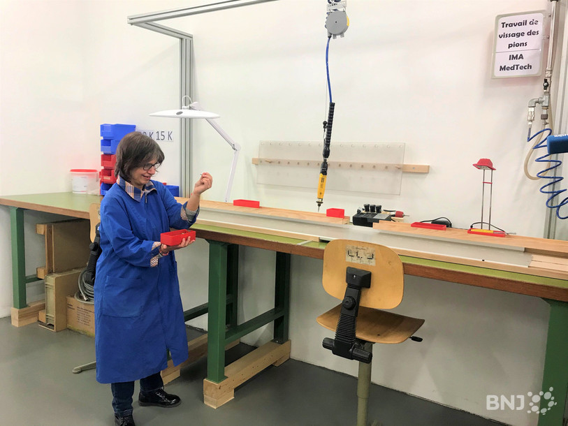 L'atelier des Montagnes est notamment spécialisé dans le travail du bois et du conditionnement. 