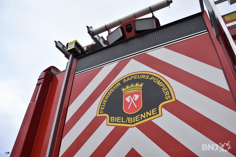 Les pompiers de Bienne étaient intervenus en renfort pour éteindre les flammes. (Photo : archives)