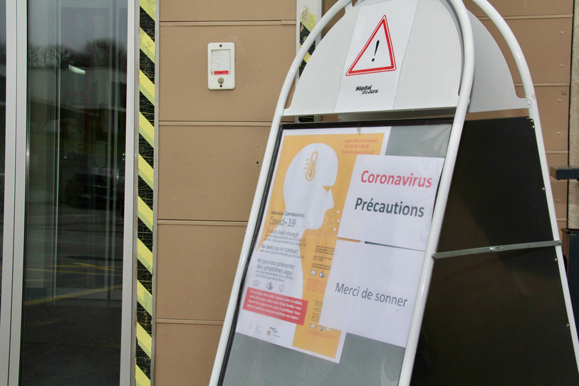 Il reste déconseillé de visiter un proche à l'Hôpital du Jura. (Photo : H-JU)
