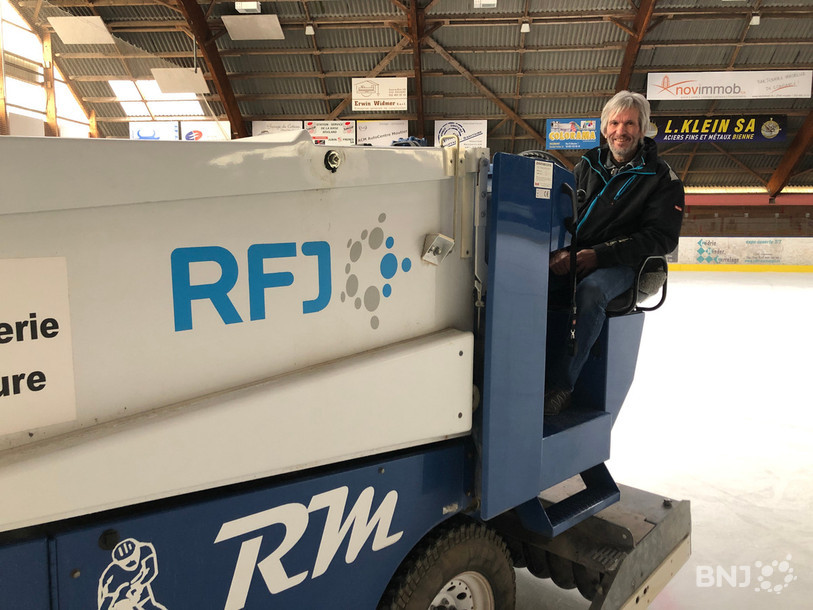 A 65 ans, Olivier Schnegg quitte son poste de responsable de la patinoire et de la piscine de Moutier.