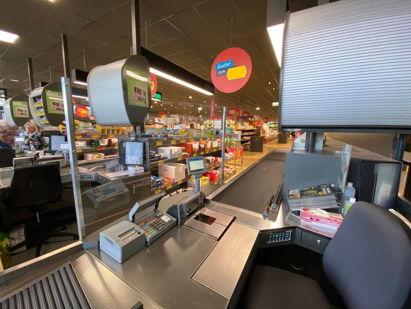 Le gouvernement propose de maintenir la fermeture des magasins à 17h le samedi. (Photo: Aldi Suisse)