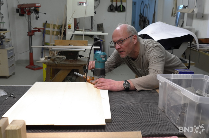 Rolf Perreten dans son atelier à Moutier