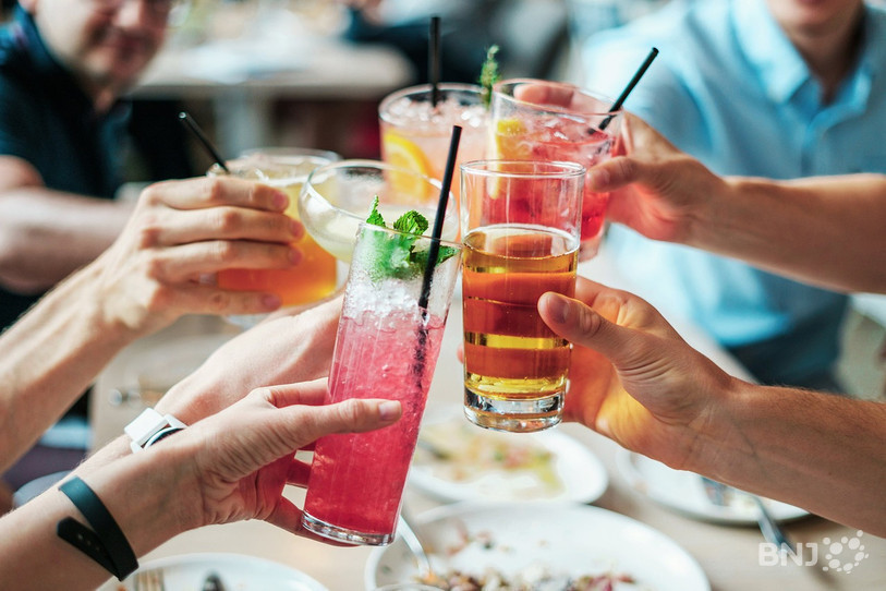 Le Gouvernement jurassien propose de soutenir les hôteliers et restaurateurs en supprimant les droits de patente pour 2020 (Image d'illustration.)