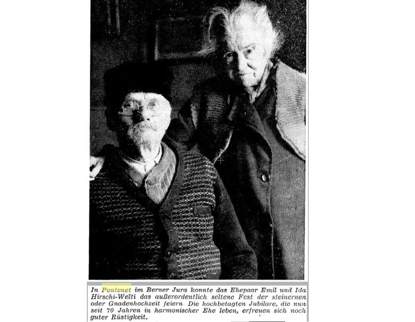 Cette photo d'un certain Emile (ou Emil) Hirschy de Pontenet, 89 ans, avec sa femme Ida, 90 ans, est publiée dans une édition de&nbsp;« Die Tat ». La photo a été prise lors de leurs 70 ans de mariage. Il semblerait toutefois que cela ne soit pas le même Emile Hirschi que précédemment cité. (Photo: Die Tat, 27 janvier 1958, p. 12) 