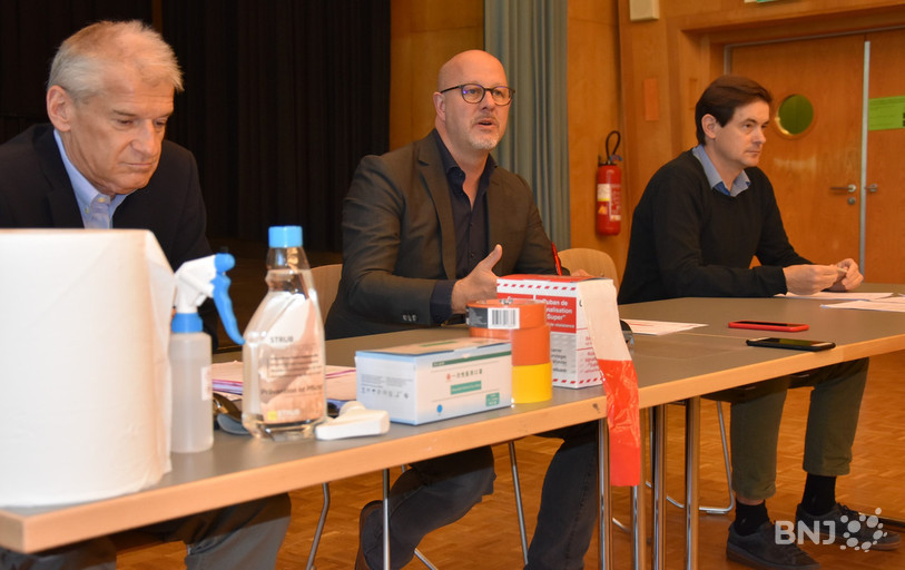 Les autorités biennoises ont présenté jeudi matin leur plan en vue de la rentrée présentielle des classes d'école.