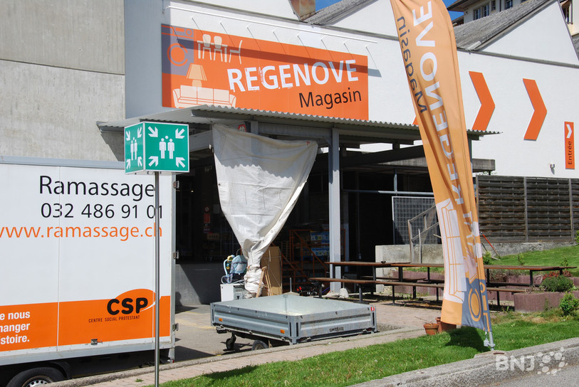 Le quai de déchargement de l'entreprise Regenove a été pris d'assaut ces dernières semaines.