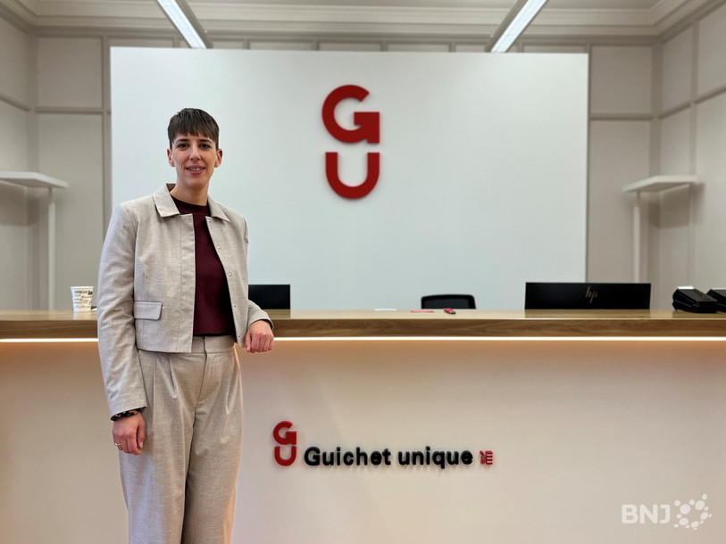 Elodie Helbling, responsable du Guichet unique, a accueilli les premiers citoyens ce mardi à Moutier.