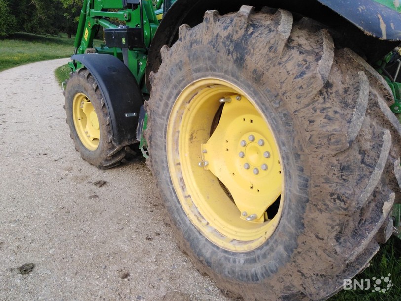 Un homme est décédé après avoir été écrasé par son tracteur vendredi à Nods. (Photo d'archives)