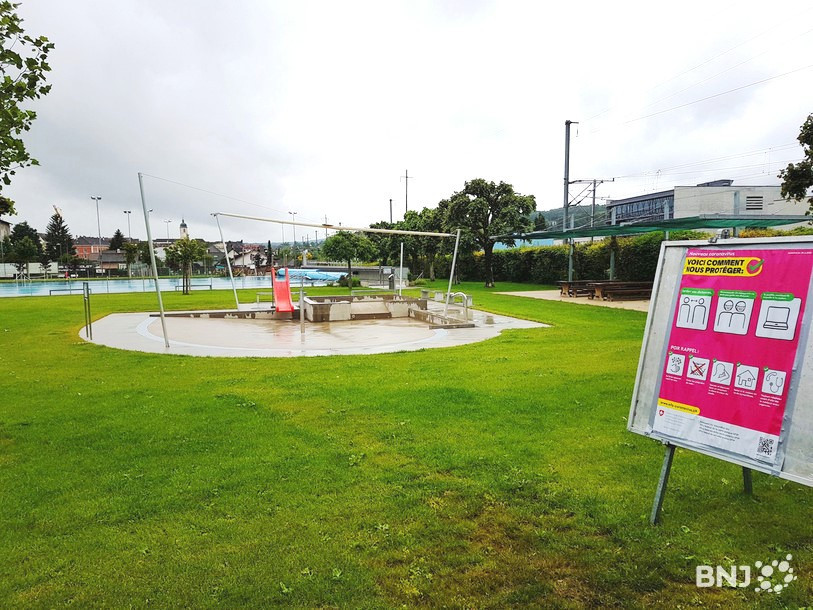 La piscine de Porrentruy respecte plusieurs mesures en lien avec le coronavirus.