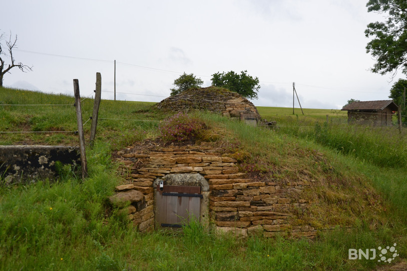 Une des anciennes citernes d'Epiquerez