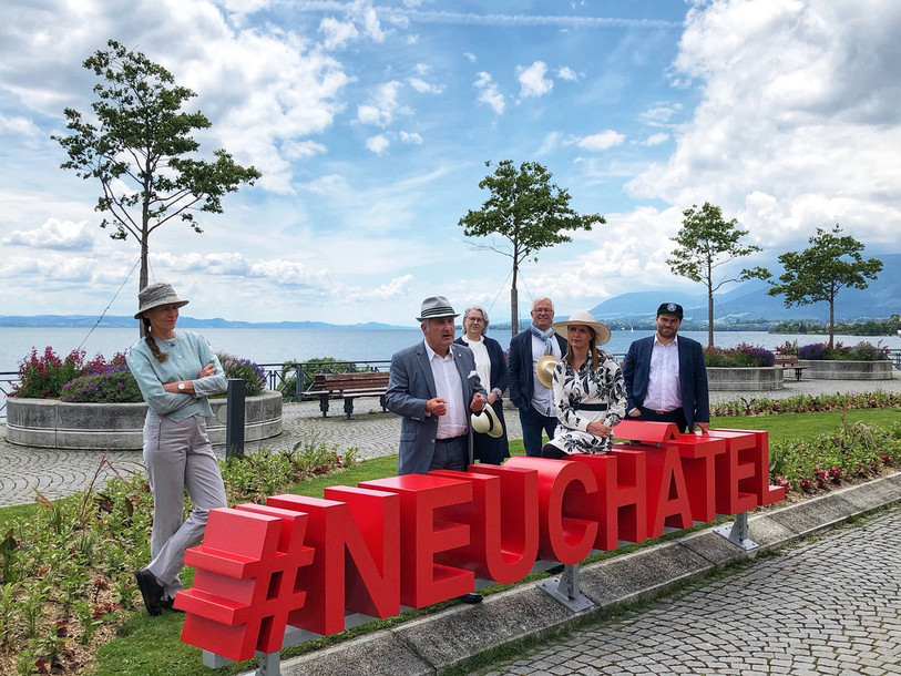 Le Conseil communal de Neuchâtel a inauguré lundi le lettrage #Neuchâtel sur l'esplanade du Mont-Blanc. (Photo: Ville de Neuchâtel). 