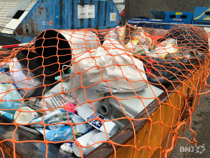 Voilà à quoi ressemble deux tonnes de déchets sauvages.