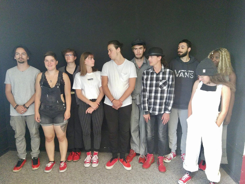 Les 10 jeunes de l'association « À part entière » qui ont participé au projet. (Photo: « À part entière »)