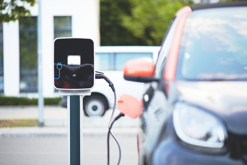 Le volet concernant les infrastructures de recharge des véhicules électriques sera notamment abordé. (Photo d'illustration)
