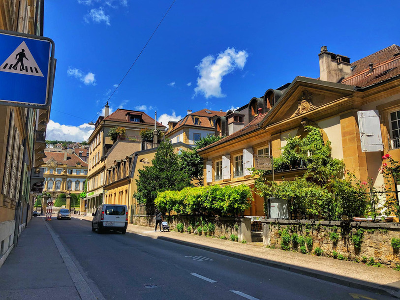 Le piéton sera roi sur la rue de l'Orangerie à Neuchâtel cet été. (photo : SP)