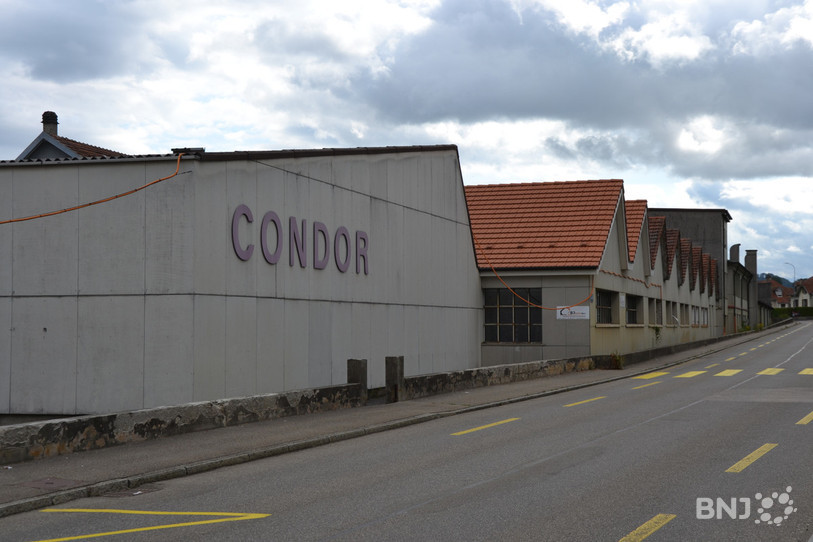 Les anciennes usines Condor à Courfaivre sont l'un des trois sites jurassiens retenus. (Photo: archives)