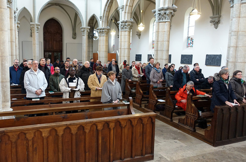 Les agents pastoraux du Jura pastoral en mars 2019 lors de la messe qui a ouvert leur journée de formation à St-Imier. (Photo : Jura pastoral).