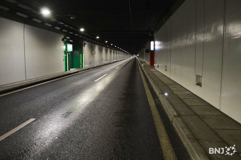 Le tunnel sous la ville de Neuchâtel sera fermé à la circulation la nuit du 8 au 9 juillet. (Photo d'archives)