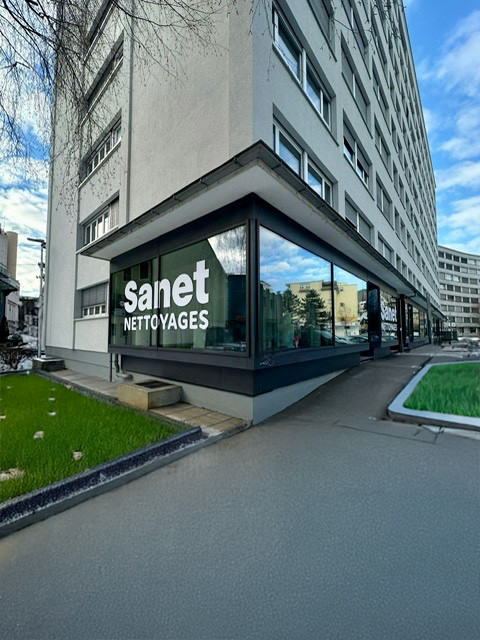 À la rue des Bâts 14, Sanet Nettoyages SA affirme son ancrage à Delémont. DW