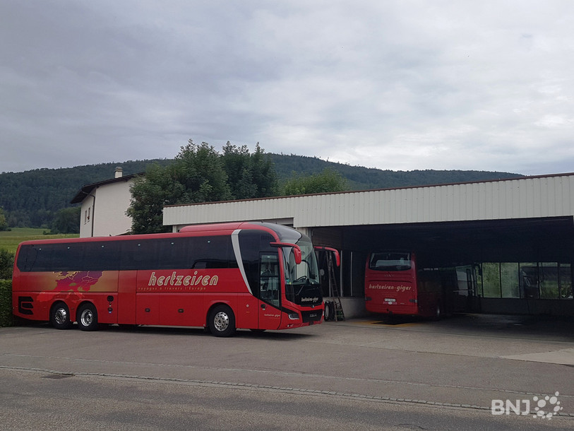 Les cars Hertzeisen partent pour des voyages en Suisse de courte durée ou dans des pays limitrophes. (Photo : archives).