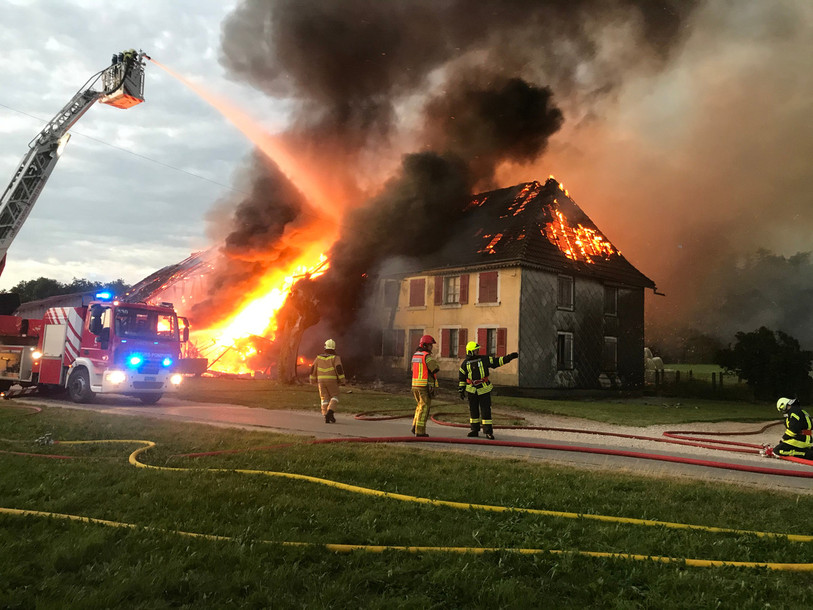 Les sinistres causés par les flammes, comme ici à Bure, ont été moins importants en 2020 par rapport à 2019. (Photo : Police cantonale jurassienne/archives).