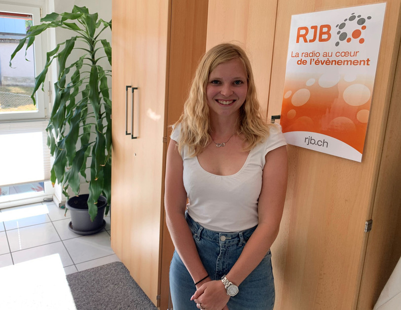 C'est avec son large sourire qu'Anaïs Mischler nous a rendu visite dans nos locaux.