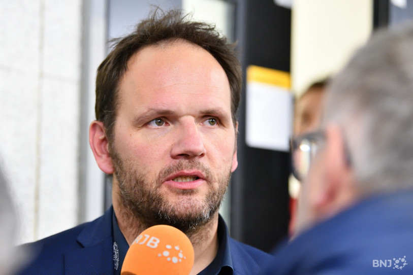 Martin Steinegger sera à la bande du HC Bienne ces prochaines semaines. (Photo: archives)