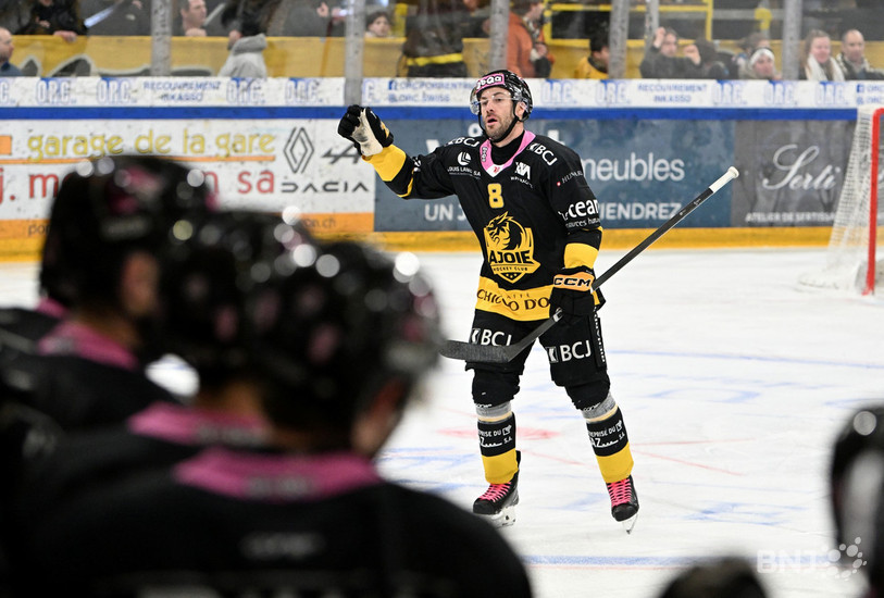 Philip-Michaël Devos et le HC Ajoie joueront notamment la Coupe des Bains. (Photo : archives Georges Henz)