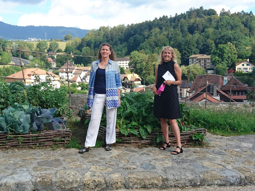 Christine Gaillard (à gauche) et Nicole Baur (à droite) se présentent pour les Verts et visent un siège au Conseil communal, tout comme Nicolas de Pury.