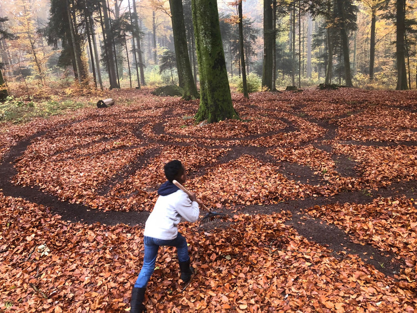 Un autre exemple de land art, réalisé par les élèves de la Poste à Bienne. (Photo: Myriam Kachour)