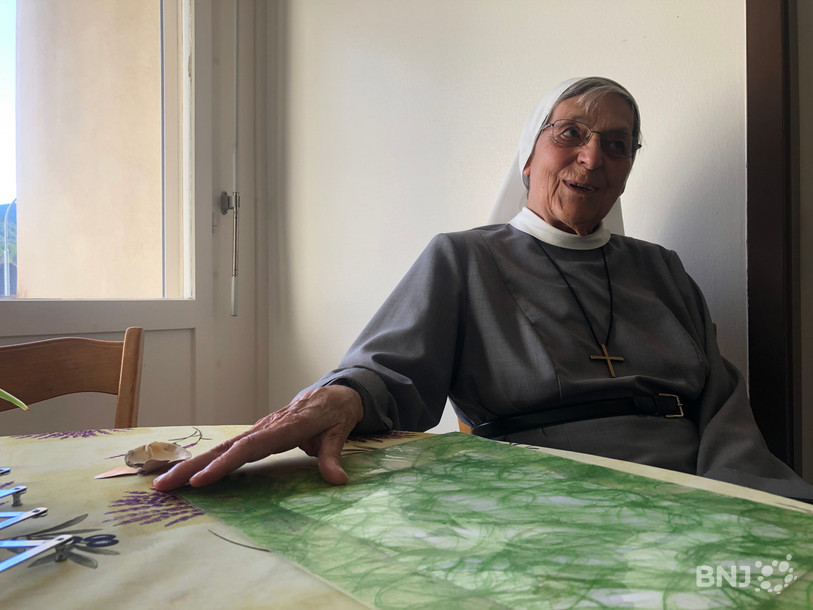 Dernières confidences de Sœur Françoise-Romaine, alerte nonagénaire, qui quittera sa chère Prévôté dans quelques jours.