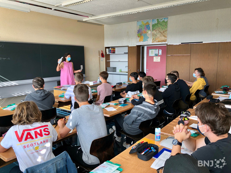 Les mesures de sécurité ont été passées en revue comme ici dans la classe 2G.