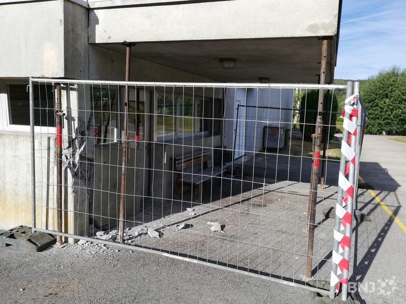 Le bâtiment de la halle des fêtes à Courtemaîche a été endommagé.