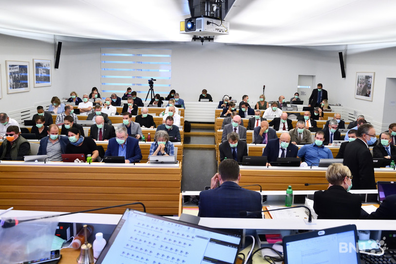 Le Parlement a accepté une motion pour soutenir les propriétaires de chaufferie-bois. (Photo : archives Georges Henz)