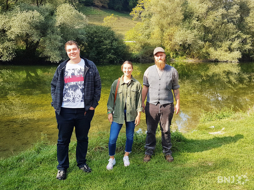 Trois des six guides qui ont participé à l'opération sur les bords du Doubs, notamment. De gauche à droite : Mathieu Erard, Julie Lachat et Arnaud Beuchat.