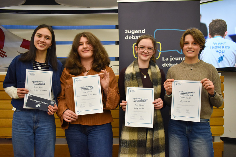 Les gagnantes de la finale régionale de l'Arc Jurassien (de g. à d. Elsa Poulain, Nora Schaller, Kiera Duvanel et Charlotte Bordet.) se retrouveront à Berne en mars prochain. (Photo : Young Enterprise Switzerland)