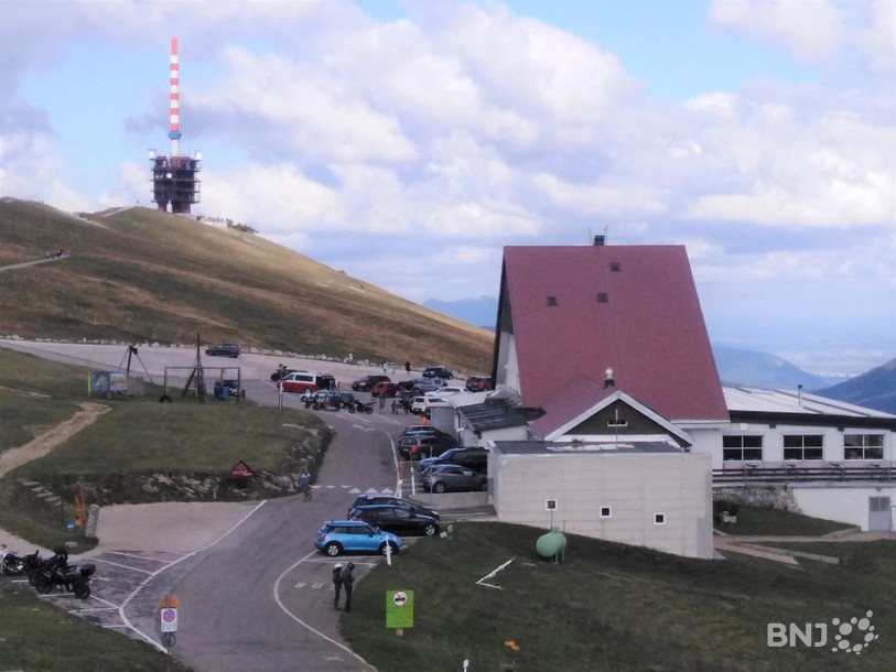 Beaucoup de monde a tenté de gagner Chasseral. (photo : archives)