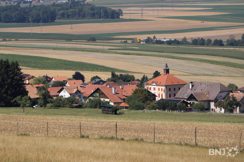 Val-de-Ruz : une commune à vocation rurale à majorité bourgeoise. 