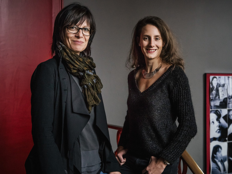 Nathalie Schnegg et Ophée del Coso, les deux programmatrice du Casino - La Grange veulent offrir un nouvel écrin au café-théâtre. (Photo : Guillaume Perret)
