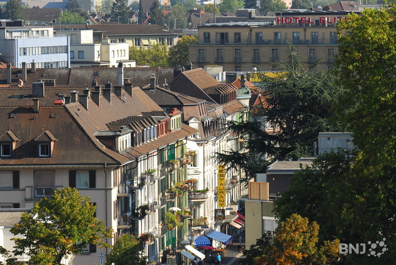 Bienne fait partie des 14 villes prises en compte dans le rapport sur la comparaison des indicateurs de l'aide sociale. (photo : archives)