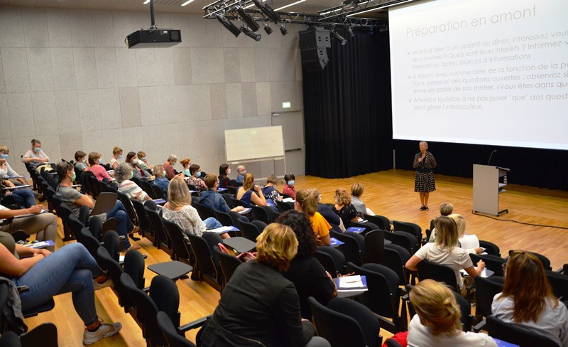 Trente-neuf candidates aux élections cantonales de cet automne ont pris part à une soirée visant à leur donner des outils pour mener la campagne (photo RCJU).