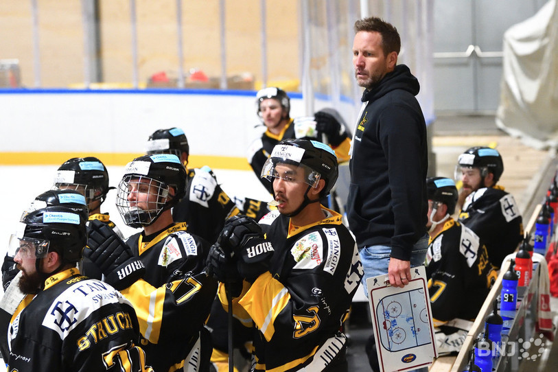 Steve Pochon a connu des débuts victorieux à la bande du HCSI. (Photo: Georges Henz)